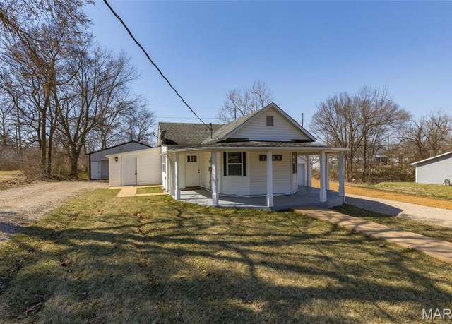Property at 1005 Tyler St, Park Hills, MO 63601, 3 beds, 2 baths
