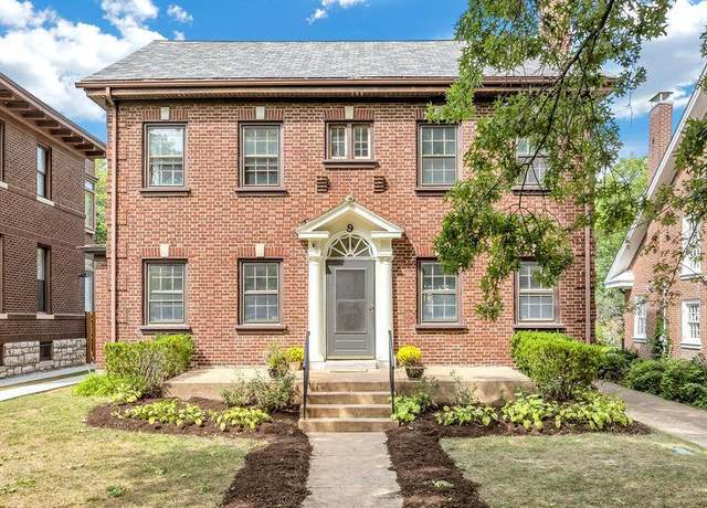 Property at 9 Aberdeen Pl, St Louis, MO 63105, 4 beds, 3 baths