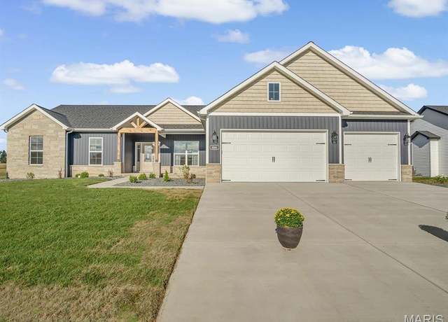Property at 484 Hayden Dr, Waterloo, IL 62298, 3 beds, 2 baths