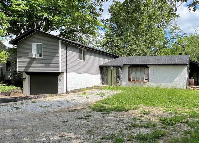 Property at 604 S 16th St, Belleville, IL 62220, 3 beds, 2 baths