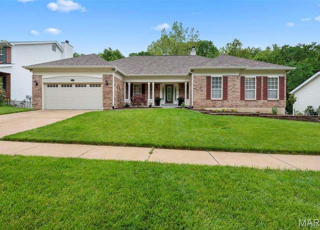 Property at 500 Terrington Dr, Ballwin, MO 63021, 5 beds, 3 baths