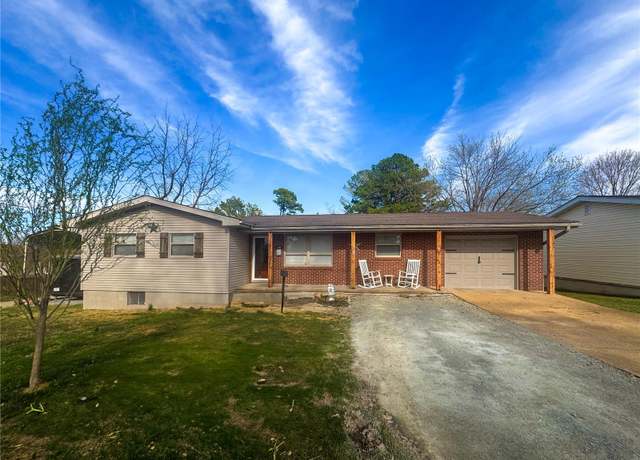 Property at 102 S Roosevelt St, Desloge, MO 63601, 3 beds, 2 baths
