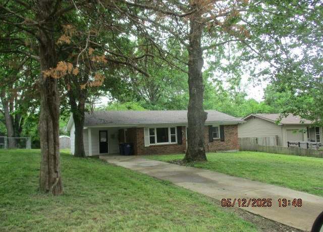 Property at 16 Richardson Dr, Union, MO 63084, 2 beds, 1 bath