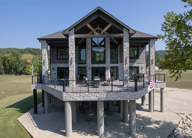 Property at 2262 Brown Rd, Van Buren, MO 63965, 4 beds, 2.5 baths