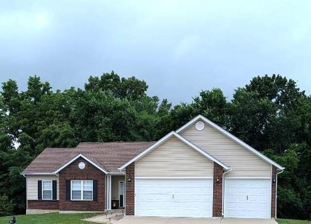 Property at 264 Rockport Dr, Troy, MO 63379, 3 beds, 2.5 baths