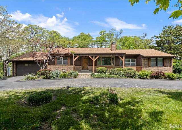 Property at 9551 Eddie And Park Rd, St Louis, MO 63126, 3 beds, 2 baths