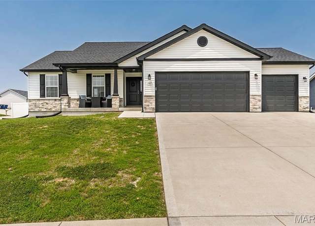 Property at 107 Pippen Ln, Wright City, MO 63390, 3 beds, 2 baths