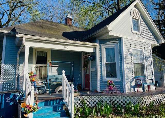 Property at 400 E Wickliffe Ave, Collinsville, IL 62234, 2 beds, 1 bath