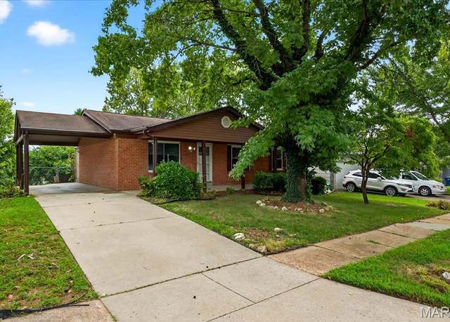 Property at 2235 Central Parkway Dr, Unincorporated, MO 63031, 3 beds, 2 baths