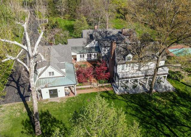 Property at 201 S Warson Rd, St Louis, MO 63124, 4 beds, 6.5 baths