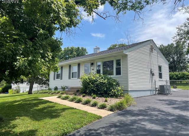 Property at 442 Radford Ln, Ballwin, MO 63021, 3 beds, 1 bath