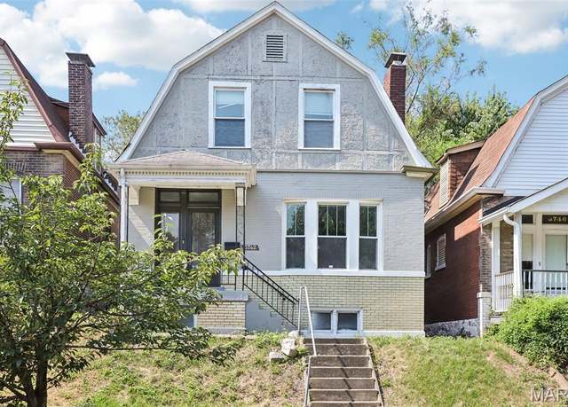 Property at 3742 Meramec St, St Louis, MO 63116, 4 beds, 1.5 baths