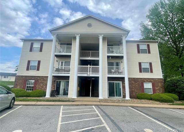 Property at 3114 Edwards Pl #304, Maryland Heights, MO 63043, 2 beds, 2 baths