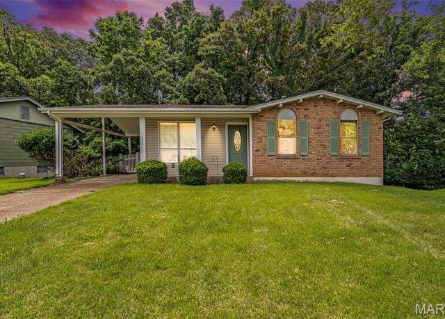 Property at 1483 Noche Ct, Fenton, MO 63026, 3 beds, 1 bath