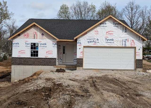 Property at 14 Cumberland Ave, Maryland Heights, MO 63043, 3 beds, 3 baths