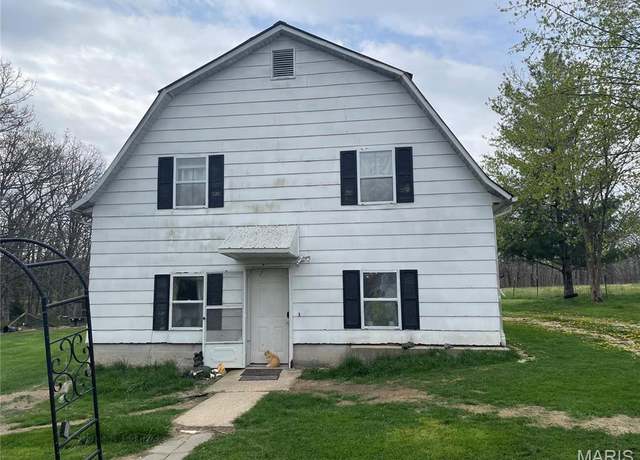 Property at 101 County Road 5170, Salem, MO 65560, 5 beds, 3 baths