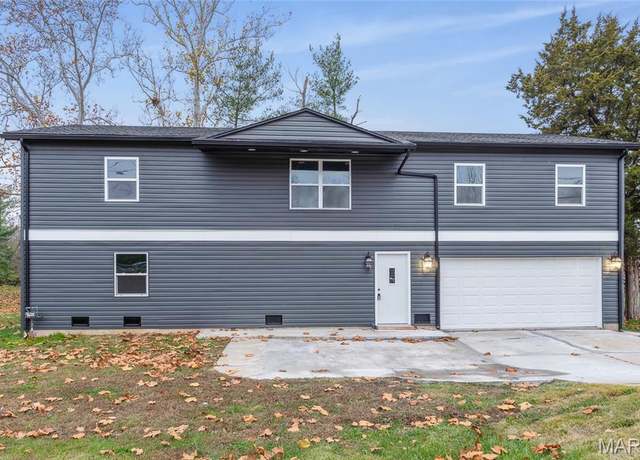 Property at 1005 Belleau Creek Rd, St Peters, MO 63366, 4 beds, 3 baths