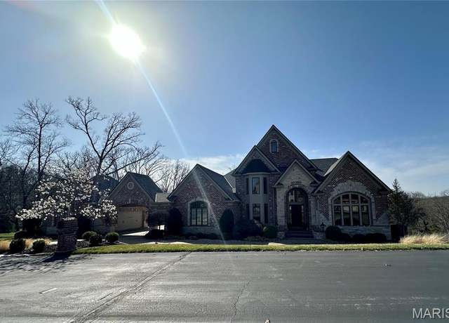 Property at 103 Grand Meridien Forest Dr, Wildwood, MO 63005, 5 beds, 5.5 baths