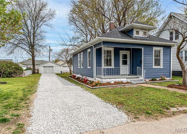 Property at 219 Grand Ave, East Alton, IL 62024, 2 beds, 1 bath