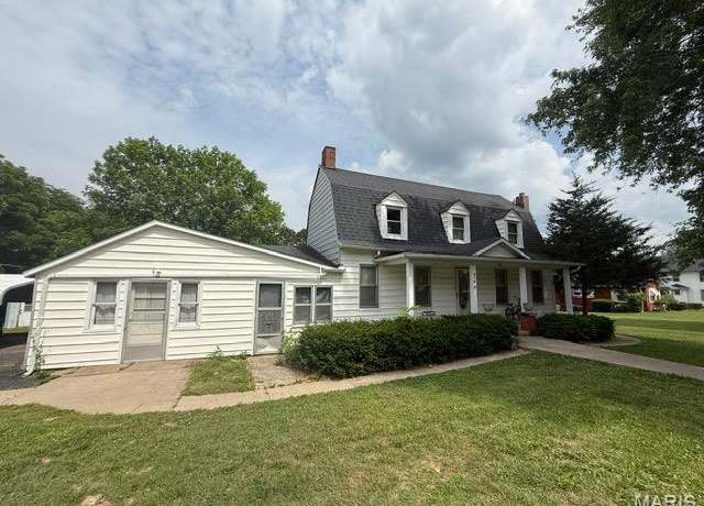 Property at 516 High St, Marble Hill, MO 63764, 5 beds, 1.5 baths