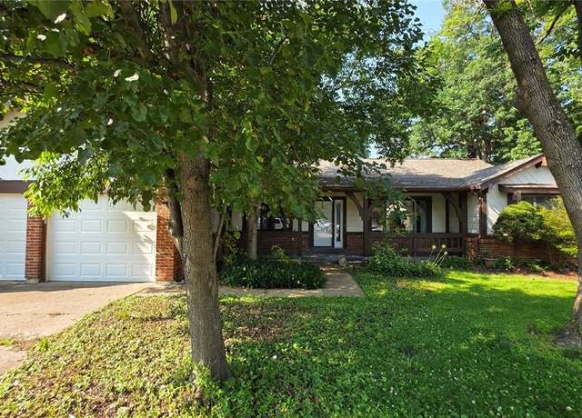 Property at 93 Majestic Ct, Fenton, MO 63026, 4 beds, 2.5 baths