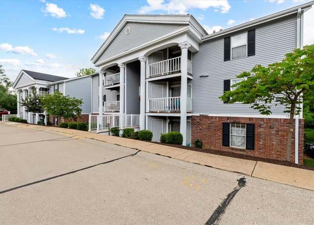 Property at 1210 Creve Coeur Crossing Ln Unit K, Creve Coeur, MO 63017, 2 beds, 2 baths