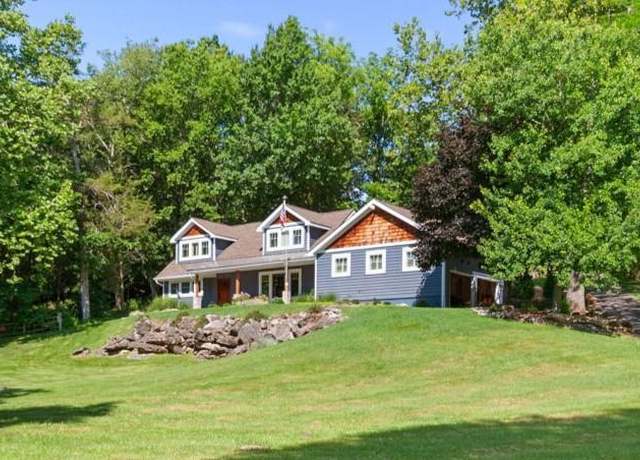 Property at 727 Madison Vly, Wildwood, MO 63005, 3 beds, 2.5 baths