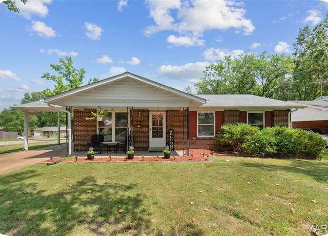 Property at 2063 Foggy Bottom Dr, Unincorporated, MO 63031, 3 beds, 2 baths