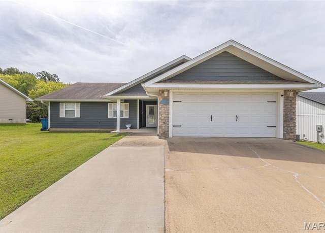 Property at 134 Alisha Ave, Poplar Bluff, MO 63901, 3 beds, 2 baths