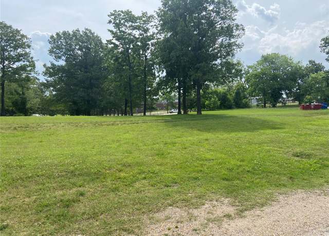 Property at 1224 N Westwood Blvd, Poplar Bluff, MO 63901
