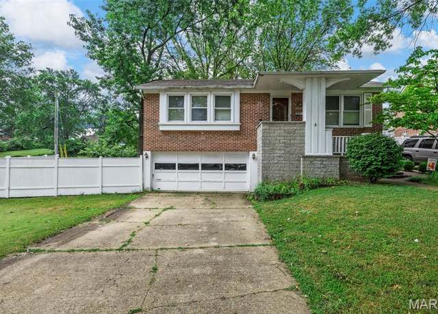 Property at 9086 Radiom Dr, Saint Louis, MO 63123, 3 beds, 2 baths