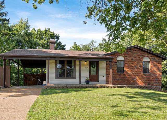 Property at 1448 Trails Ct, Fenton, MO 63026, 3 beds, 2 baths