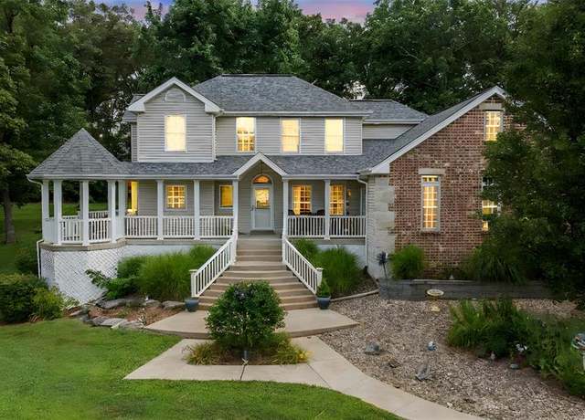 Property at 247 Woods Creek Dr, Foristell, MO 63348, 4 beds, 4.5 baths