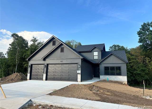 Property at 3643 Bullsway Dr, Imperial, MO 63052, 4 beds, 2.5 baths