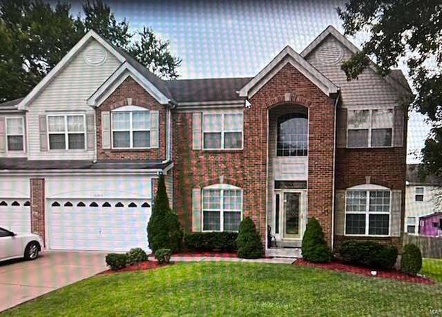Property at 10340 N Savannah Ave, St Louis, MO 63131, 5 beds, 4.5 baths
