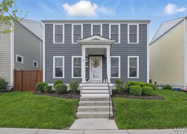 Property at 6029 New Town Dr, St Charles, MO 63301, 5 beds, 3.5 baths
