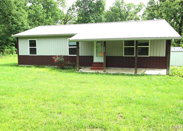 Property at 672 Jackson Dr, Bismarck, MO 63624, 3 beds, 2 baths