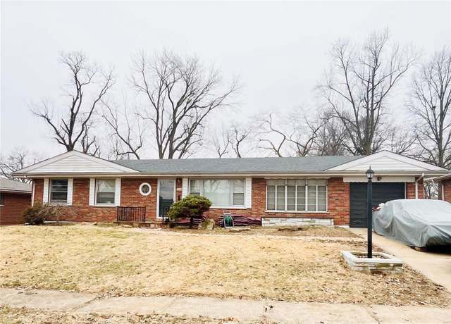 Property at 850 Cernicek Ln, Ferguson, MO 63135, 3 beds, 1.5 baths