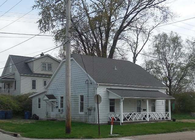 Property at 246 Center, Collinsville, IL 62234, 3 beds, 2 baths