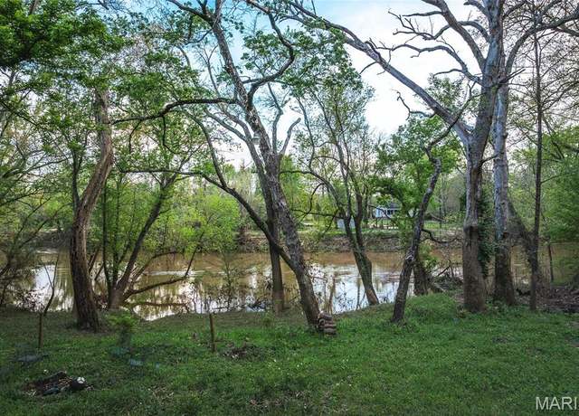 Property at 7132 Twin River Rd, Eureka, MO 63025