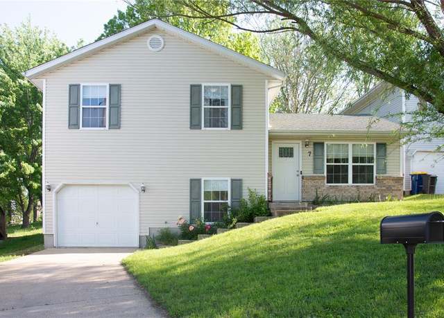 Property at 7 W 12th St, Washington, MO 63090, 3 beds, 1 bath