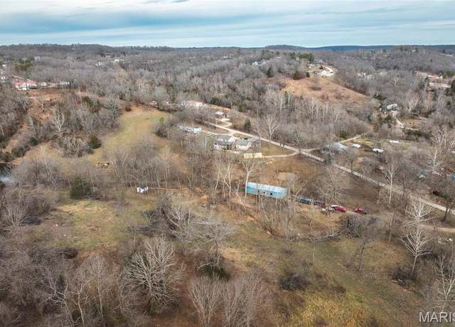 Property at 22125 Teak Ln, St Robert, MO 65584, 5 beds, 3.5 baths
