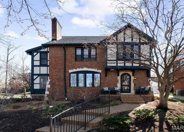 Property at 7000 Cornell Ave, University City, MO 63130, 4 beds, 2.5 baths