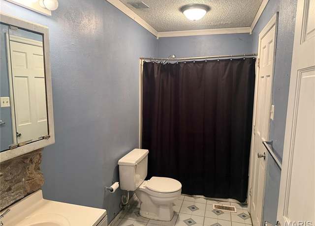 Property at Undisclosed address, Hillsboro, MO 63050, 4 beds, 2 baths