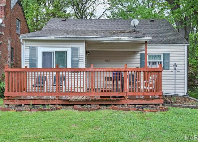 Property at 3710 Aberdeen Ave, Alton, IL 62002, 2 beds, 1 bath