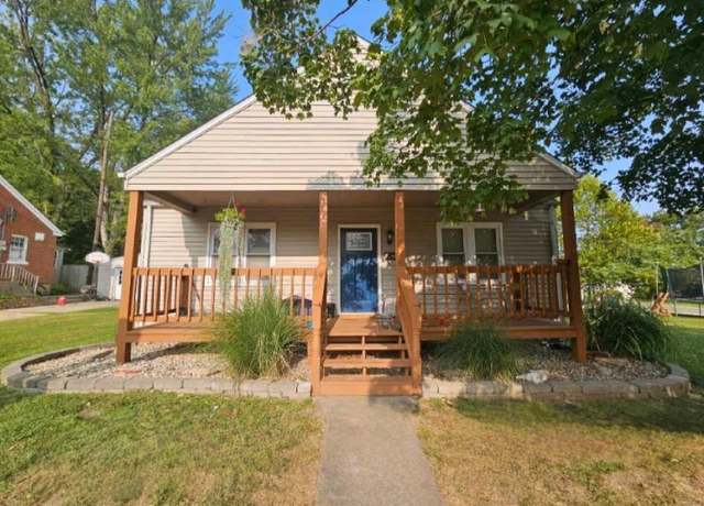Property at 820 Biltmore St, Ste Genevieve, MO 63670, 4 beds, 1.5 baths