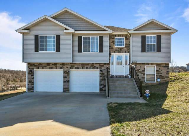 Property at 189 Ridgeview Dr, St Robert, MO 65584, 3 beds, 3 baths