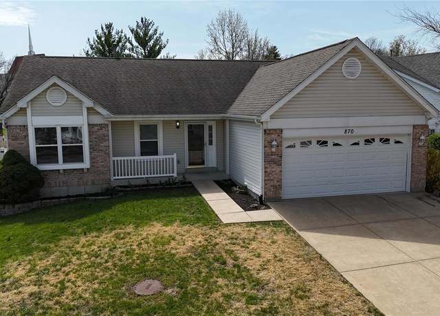 Property at 870 Spring Crest Dr, Fenton, MO 63026, 3 beds, 2.5 baths