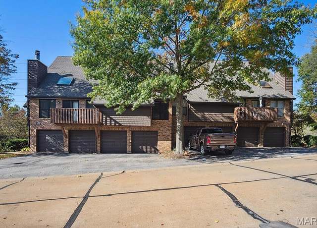 Property at 5121 Hollow Wood Ct Unit D, St Louis, MO 63128, 2 beds, 2 baths