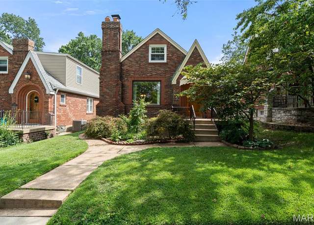 Property at 6570 Lindenwood Pl, St Louis, MO 63109, 4 beds, 1 bath